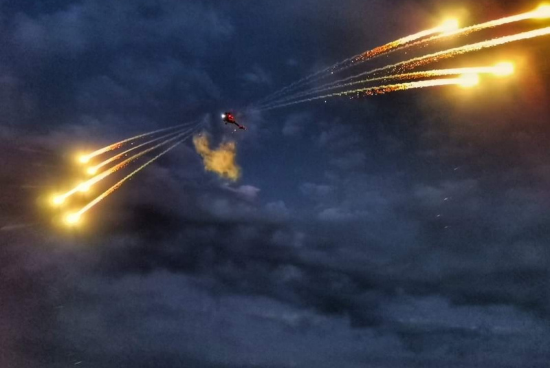  Špeciálne efekty a pyrotechnika - gal / AirShow - foto