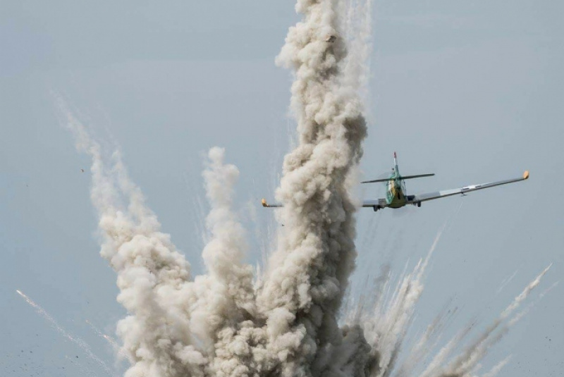  Špeciálne efekty a pyrotechnika - gal / HELIFORCE - foto