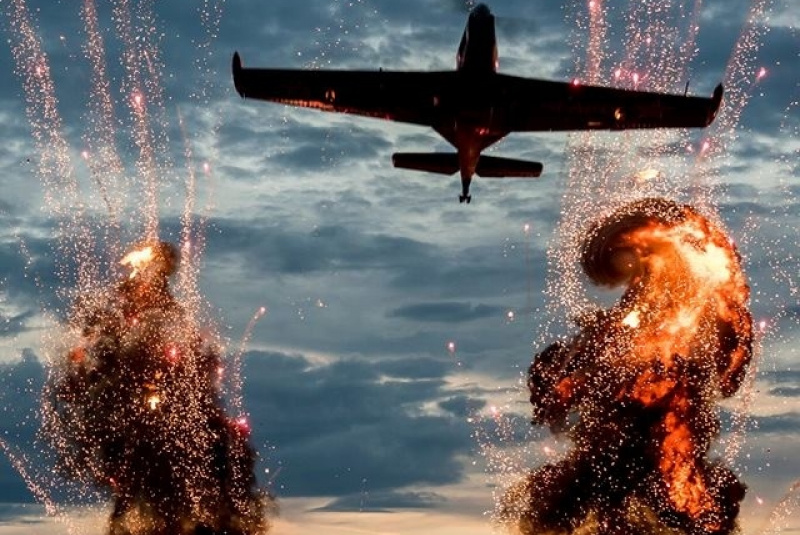  Špeciálne efekty a pyrotechnika - gal / HELIFORCE - foto