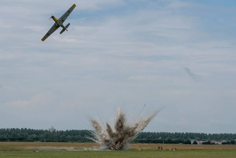  Špeciálne efekty a pyrotechnika - gal / HELIFORCE - foto