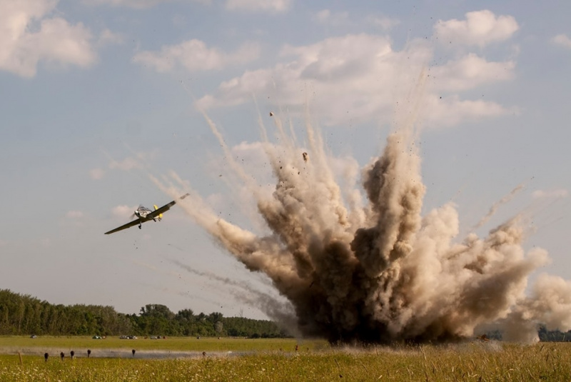  Špeciálne efekty a pyrotechnika - gal / HELIFORCE - foto