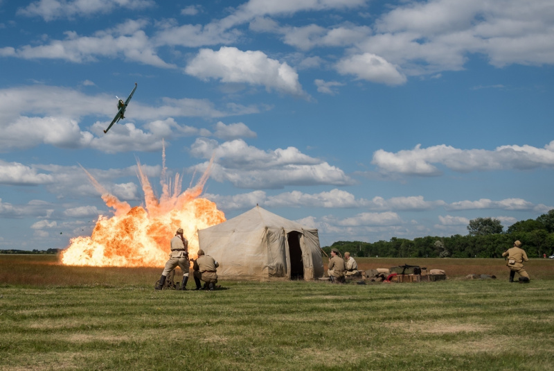  Špeciálne efekty a pyrotechnika - gal / HELIFORCE - foto