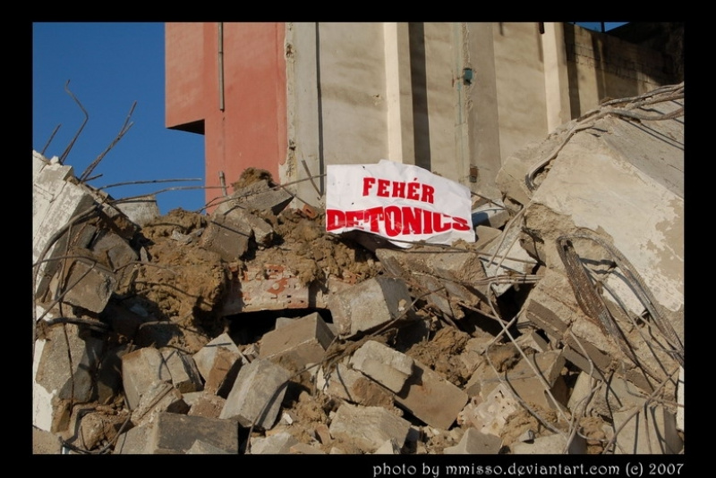  Demolácie objektov pomocou trhavín - gal / Demolácie objektov pomocou trhavín - foto