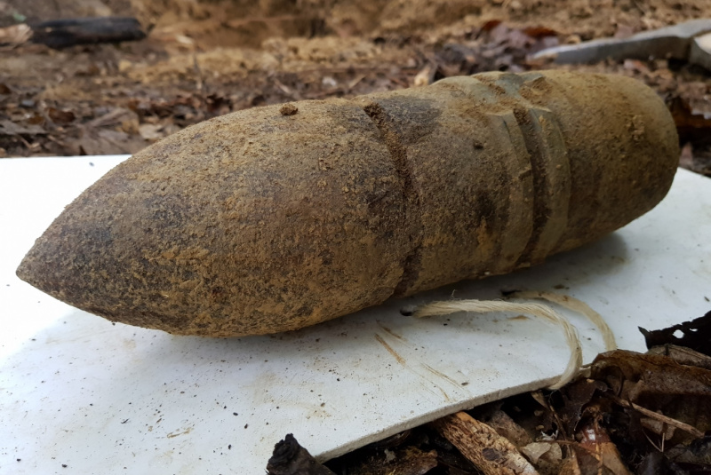  Pyrotechnický prieskum - gal / Vyhľadávanie nevybuchnutej munície - foto