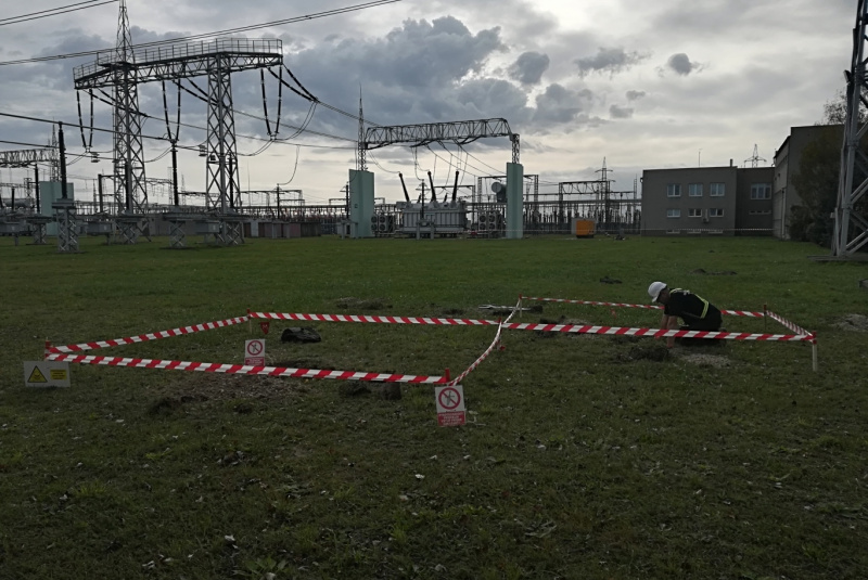  Pyrotechnický prieskum - gal / Vyhľadávanie nevybuchnutej munície - foto