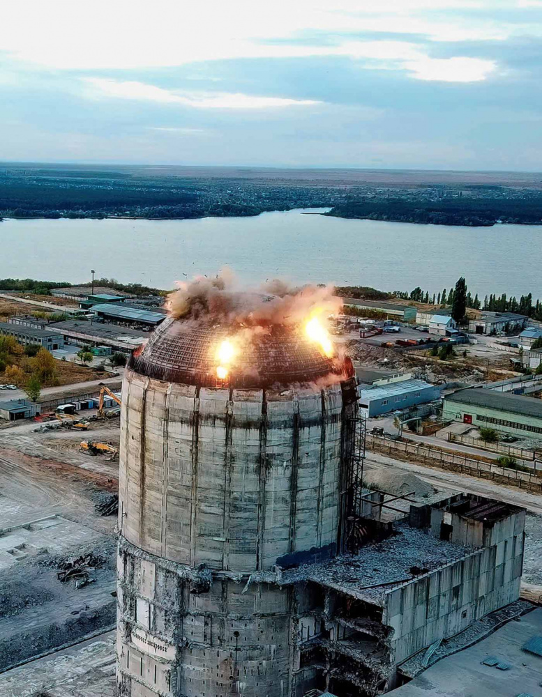 Demolition of buildings using explosives